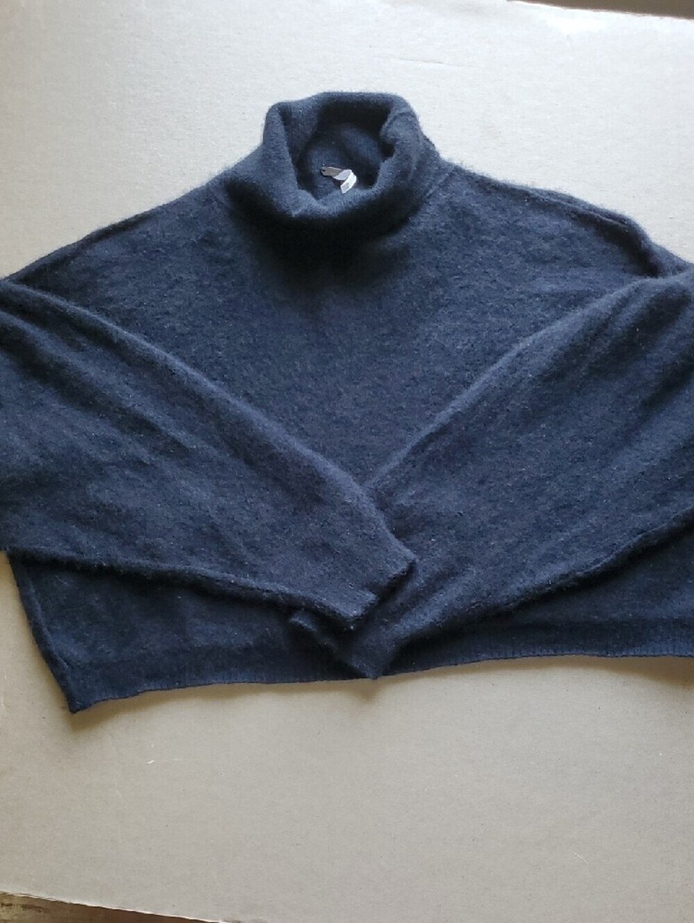 Free People Black Cropped 100% Cashmere Turtleneck Sweater - Picture 8 of 10